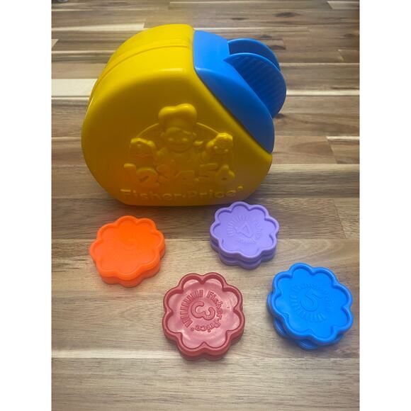 Vintage 1990 Fisher Price Counting Cookie Jar with 4 Cookies - Picture 2 of 2